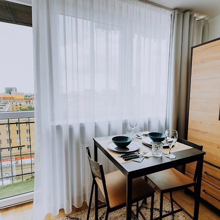 Komfortowy Apartament W Centrum Wroclawia Luaran gambar