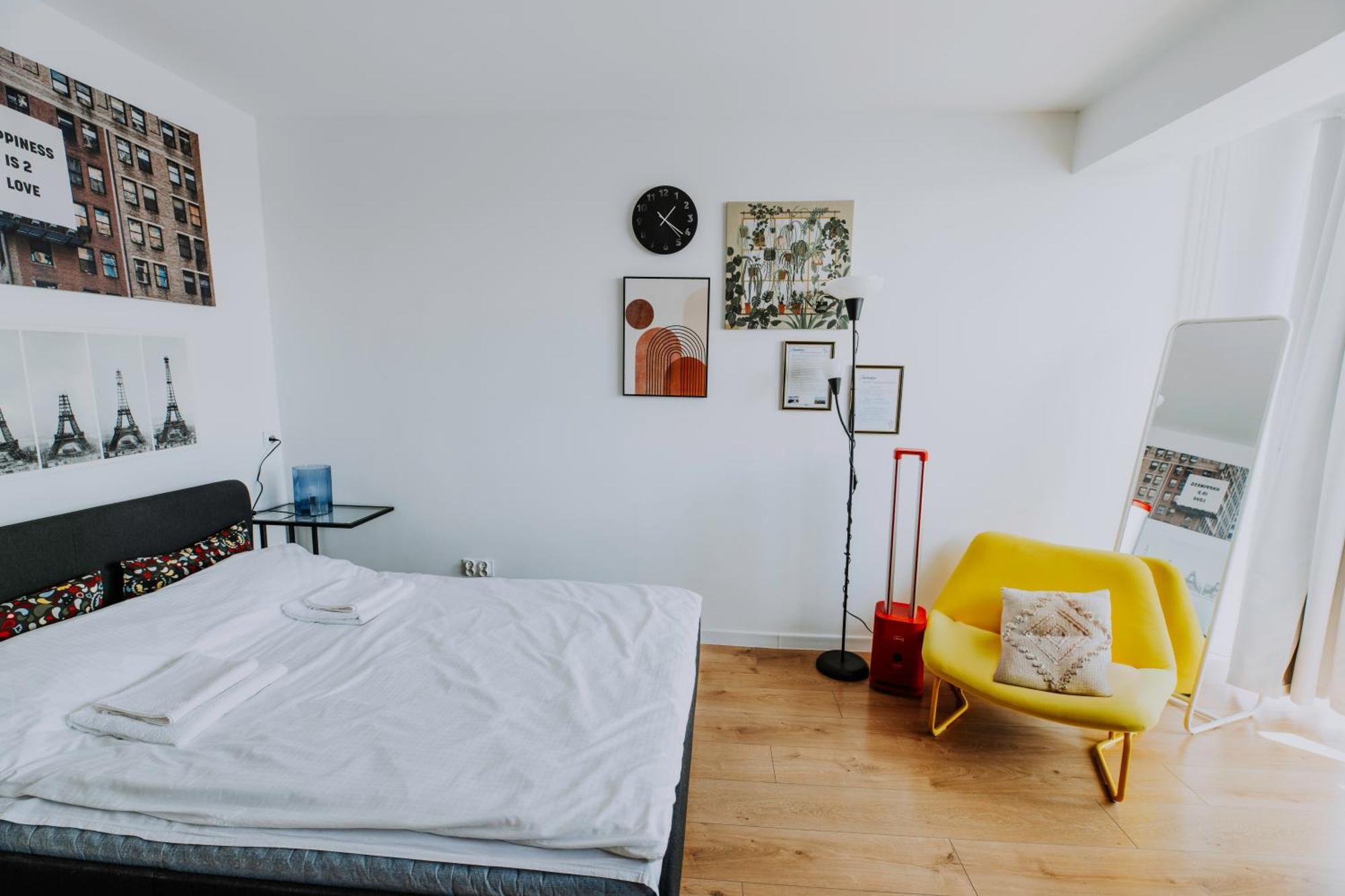 Komfortowy Apartament W Centrum Wroclawia Luaran gambar