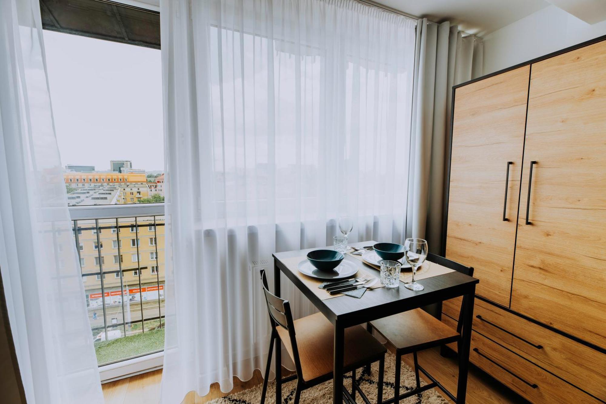 Komfortowy Apartament W Centrum Wroclawia Luaran gambar